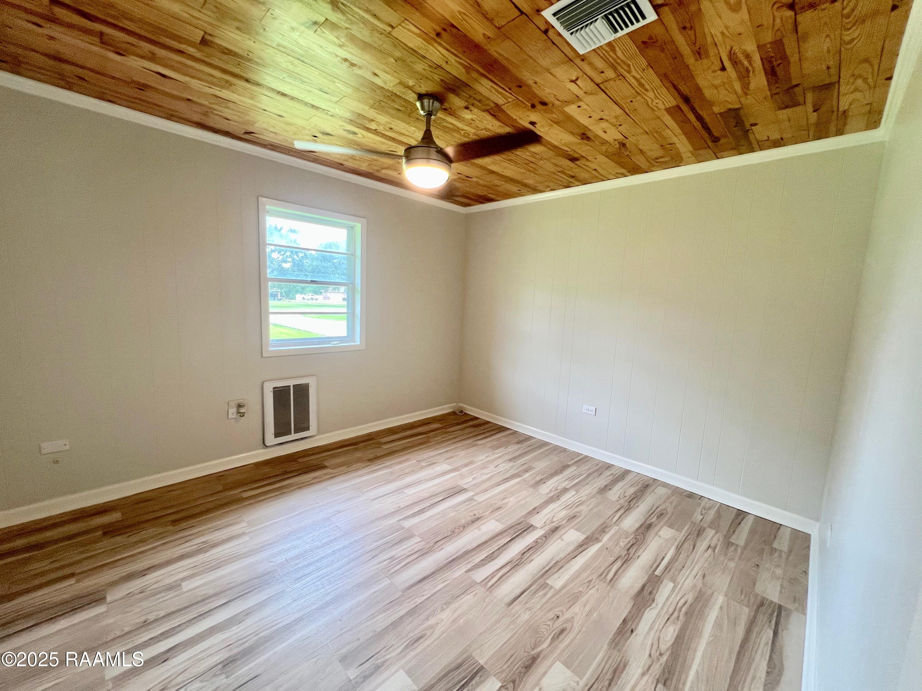 5501 Northside Road New Iberia, LA 70563 - Photo 40 of 49 2nd bedroom