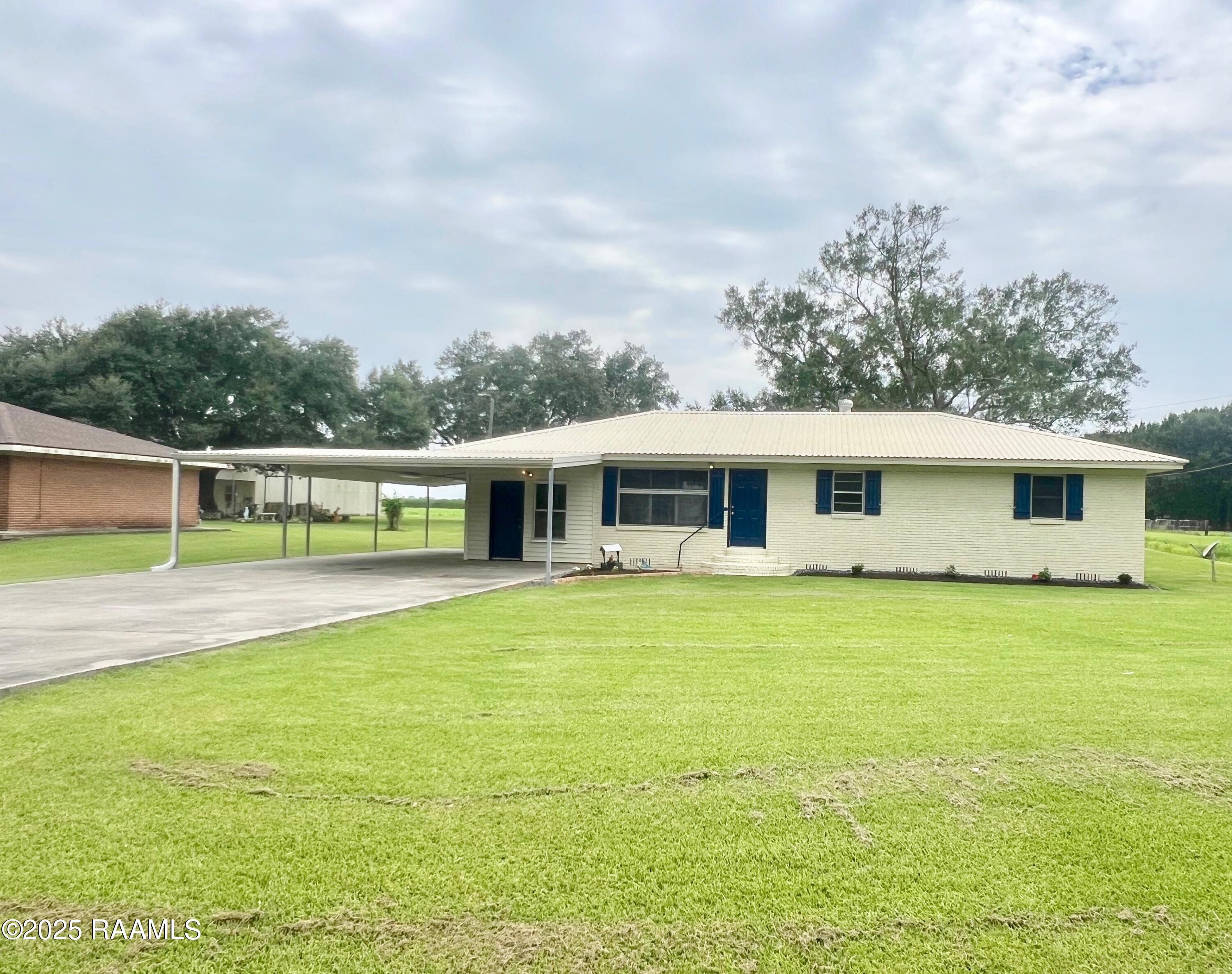 5501 Northside Road New Iberia, LA 70563 - Photo 10 of 49 front