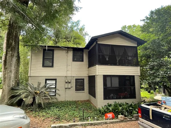 $1,100,000 | 3202 Northwest 14th Street, Gainesville, FL 32605