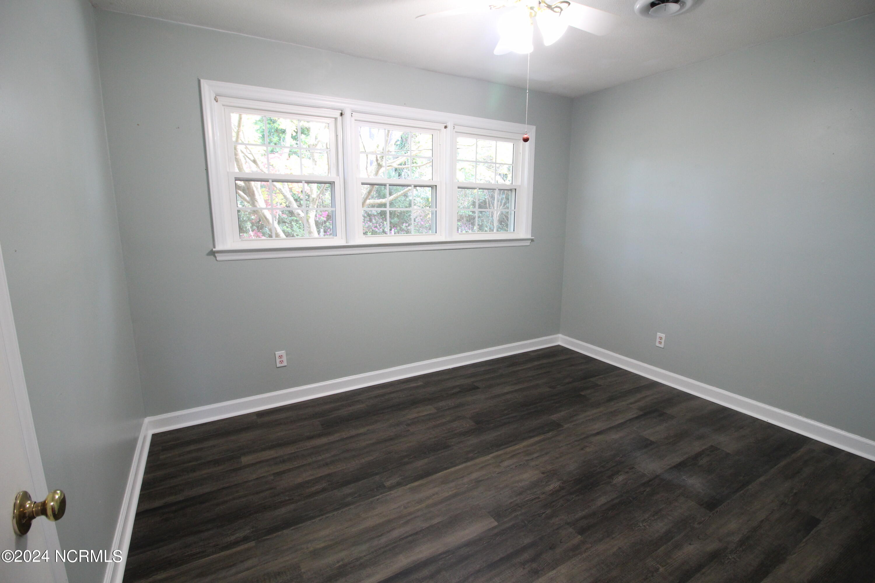 700 River Road Trent Woods, NC 28562 - Photo 22 of 46 Bedroom 1