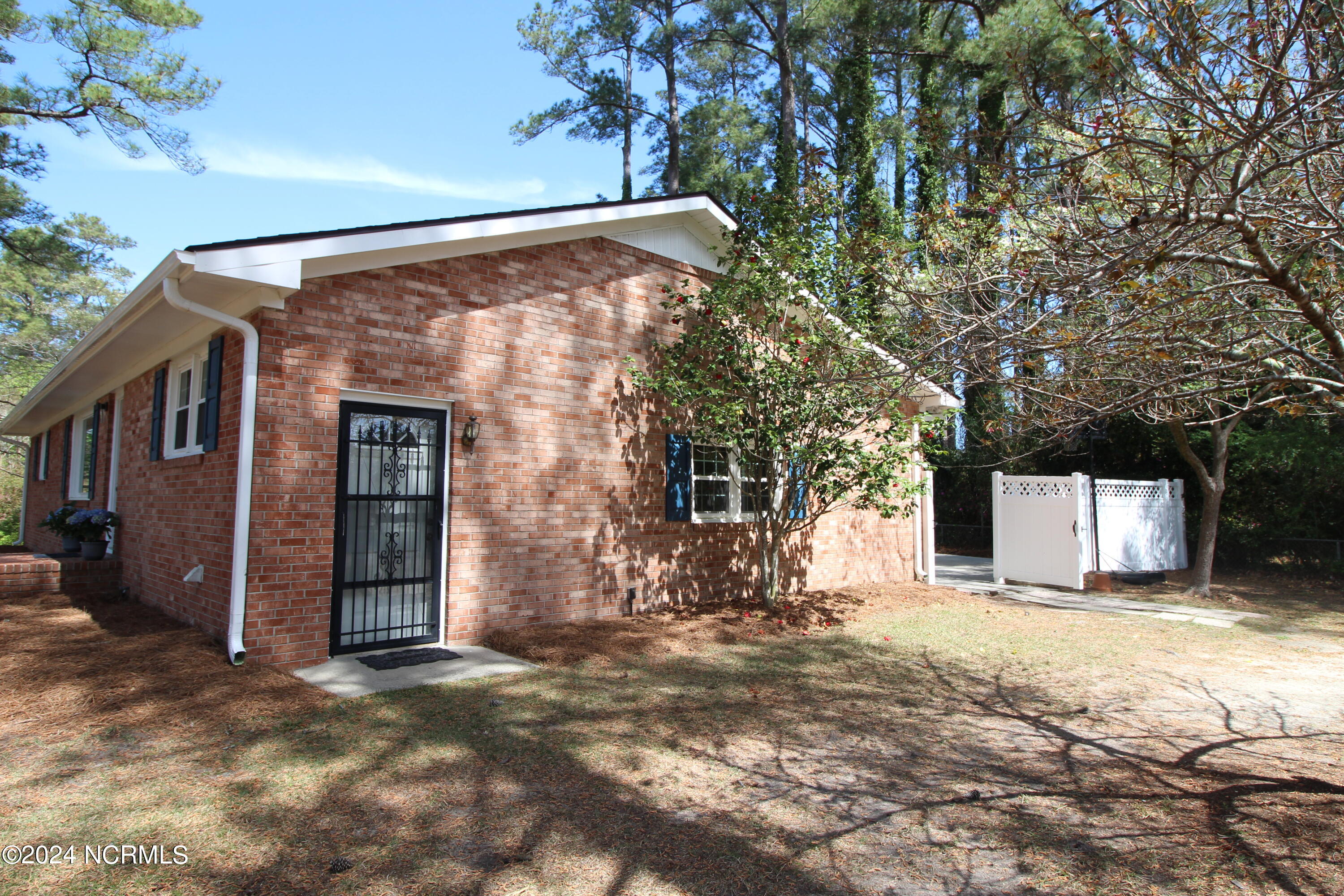 700 River Road Trent Woods, NC 28562 - Photo 38 of 46 63