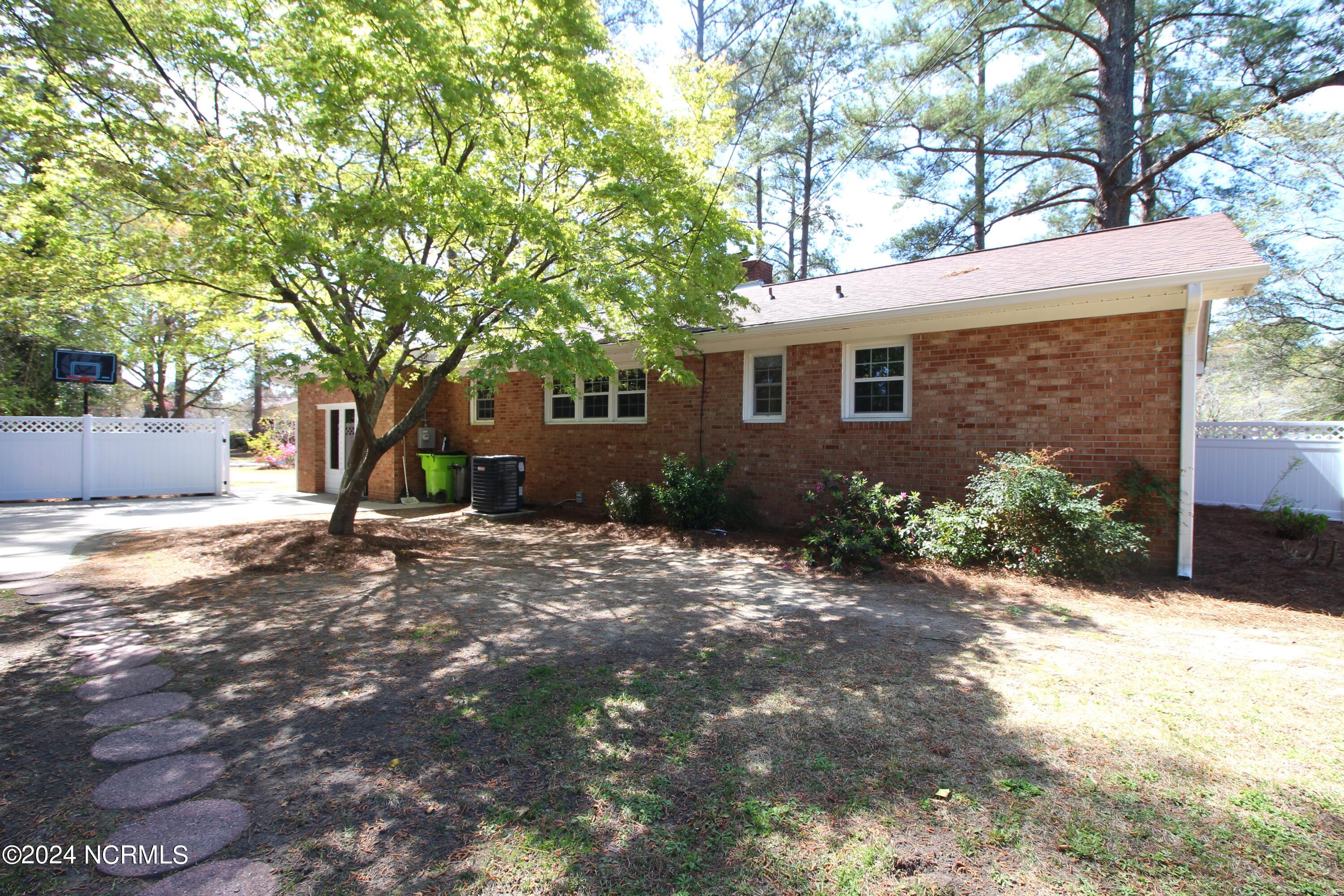 700 River Road Trent Woods, NC 28562 - Photo 39 of 46 64