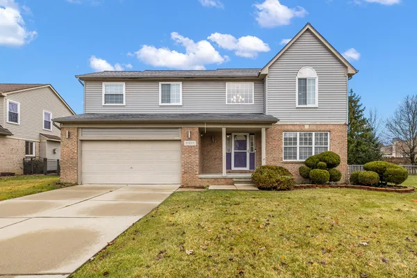 $429,333 | 53111 Pine Creek Drive, Chesterfield, MI 48047