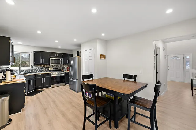 $429,333 | 53111 Pine Creek Drive, New Baltimore, MI 48047