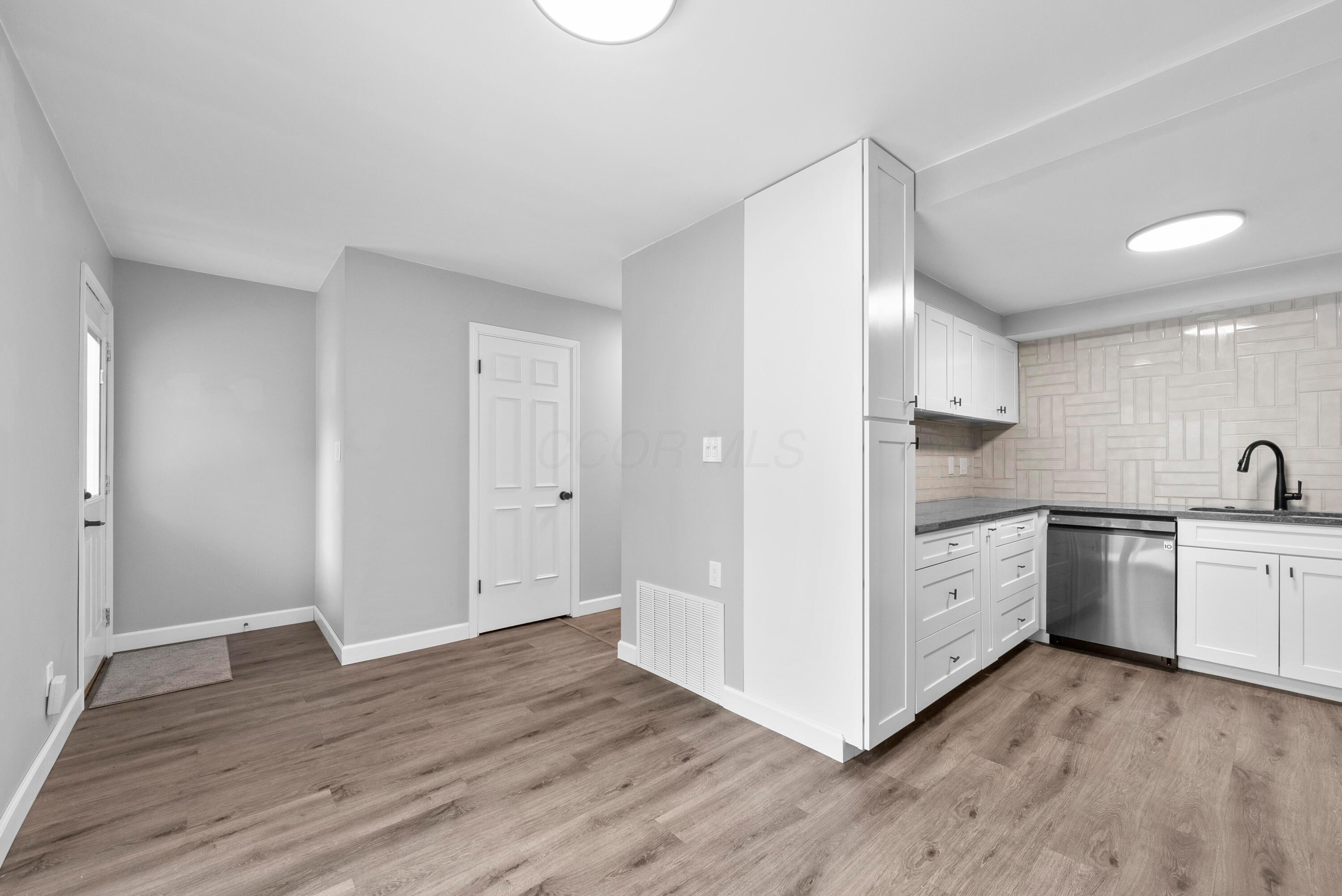 3600 Reed Road, Unit 17 Columbus, OH 43220 - Photo 10 of 34 DSC08918