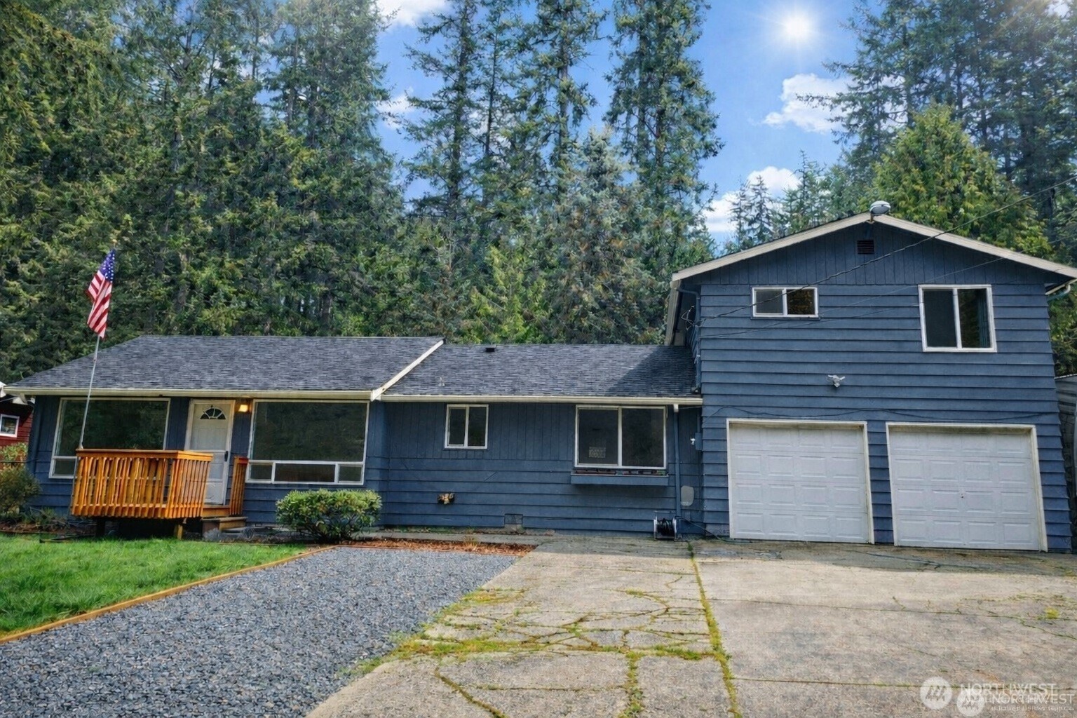 7111 Meadowdale Beach Road Edmonds, WA 98026 - Photo 1 of 15 Gallery Image 1