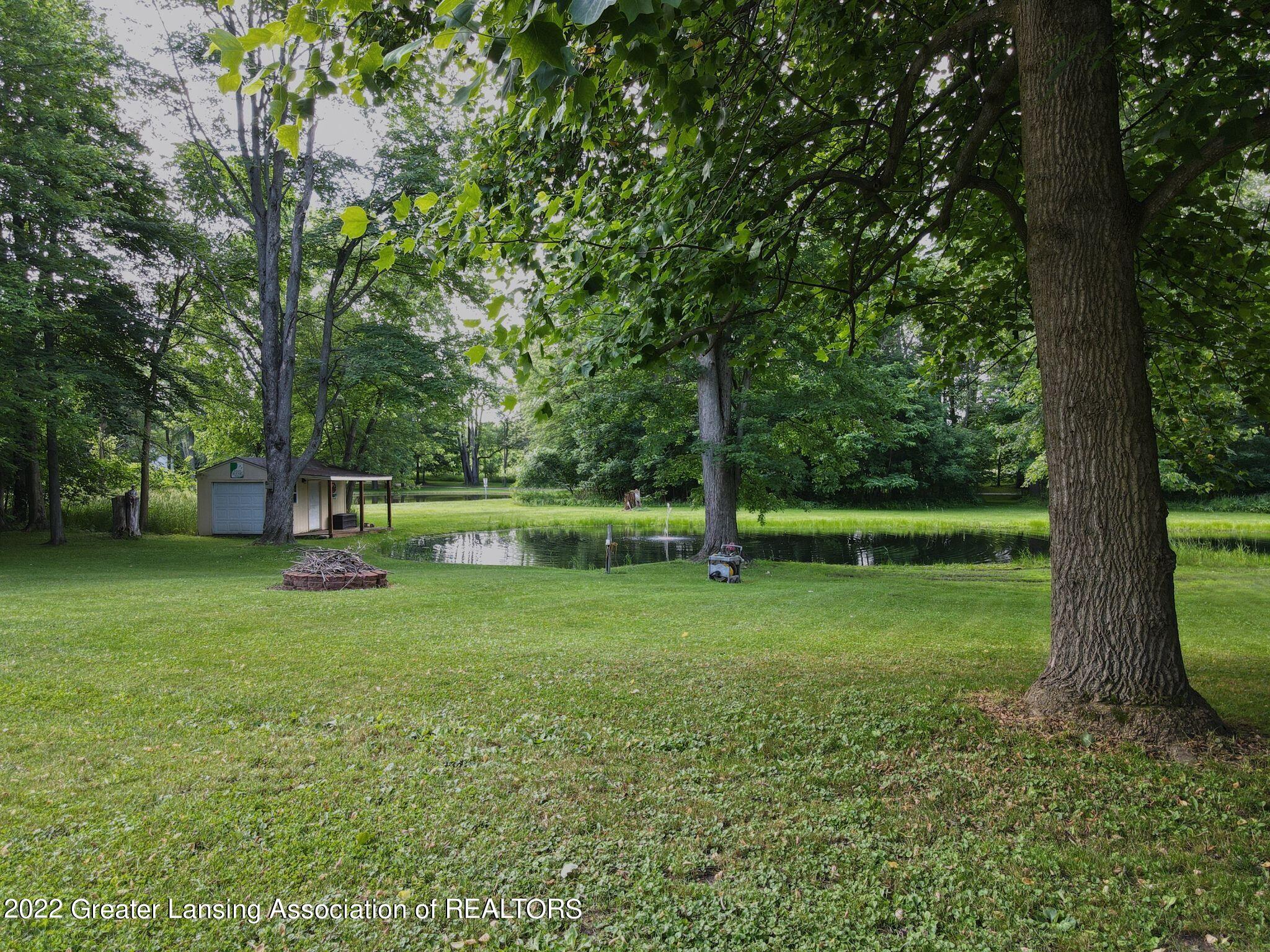 916 Grovenburg Road Holt, MI 48842 - Photo 33 of 45 22