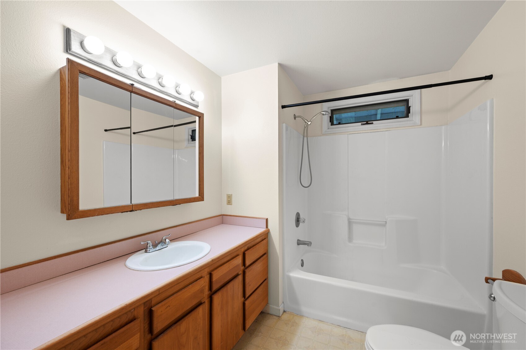 314 Dungeness Meadows Sequim, WA 98382 - Photo 19 of 36