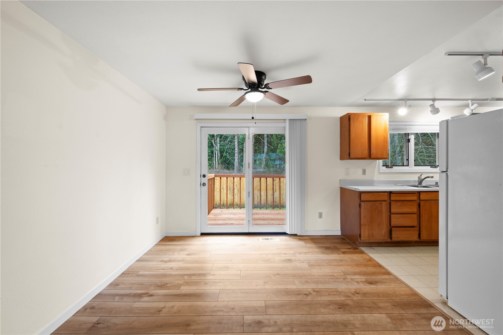 314 Dungeness Meadows Sequim, WA 98382 - Photo 7 of 36