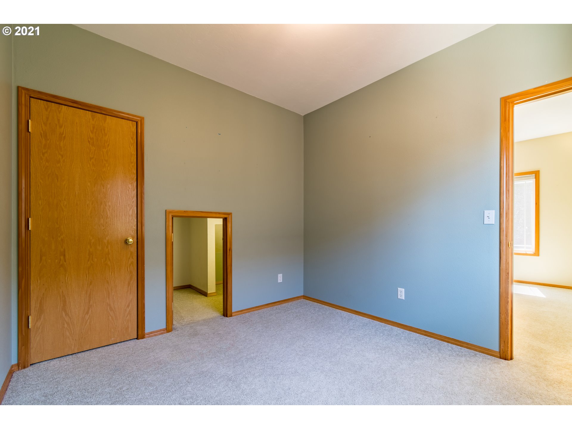 3327 Ambleside Drive Springfield, OR 97477 - Photo 13 of 32