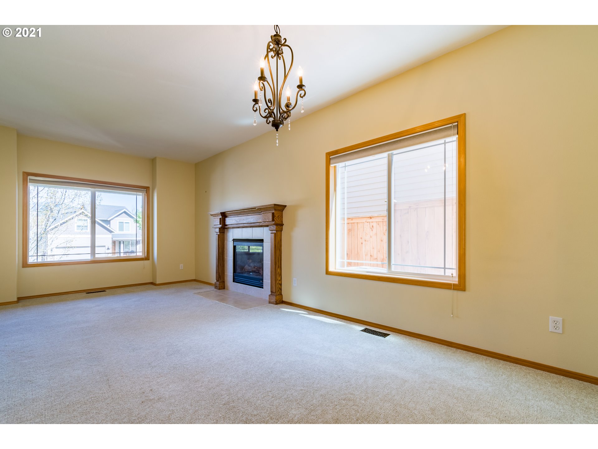 3327 Ambleside Drive Springfield, OR 97477 - Photo 6 of 32