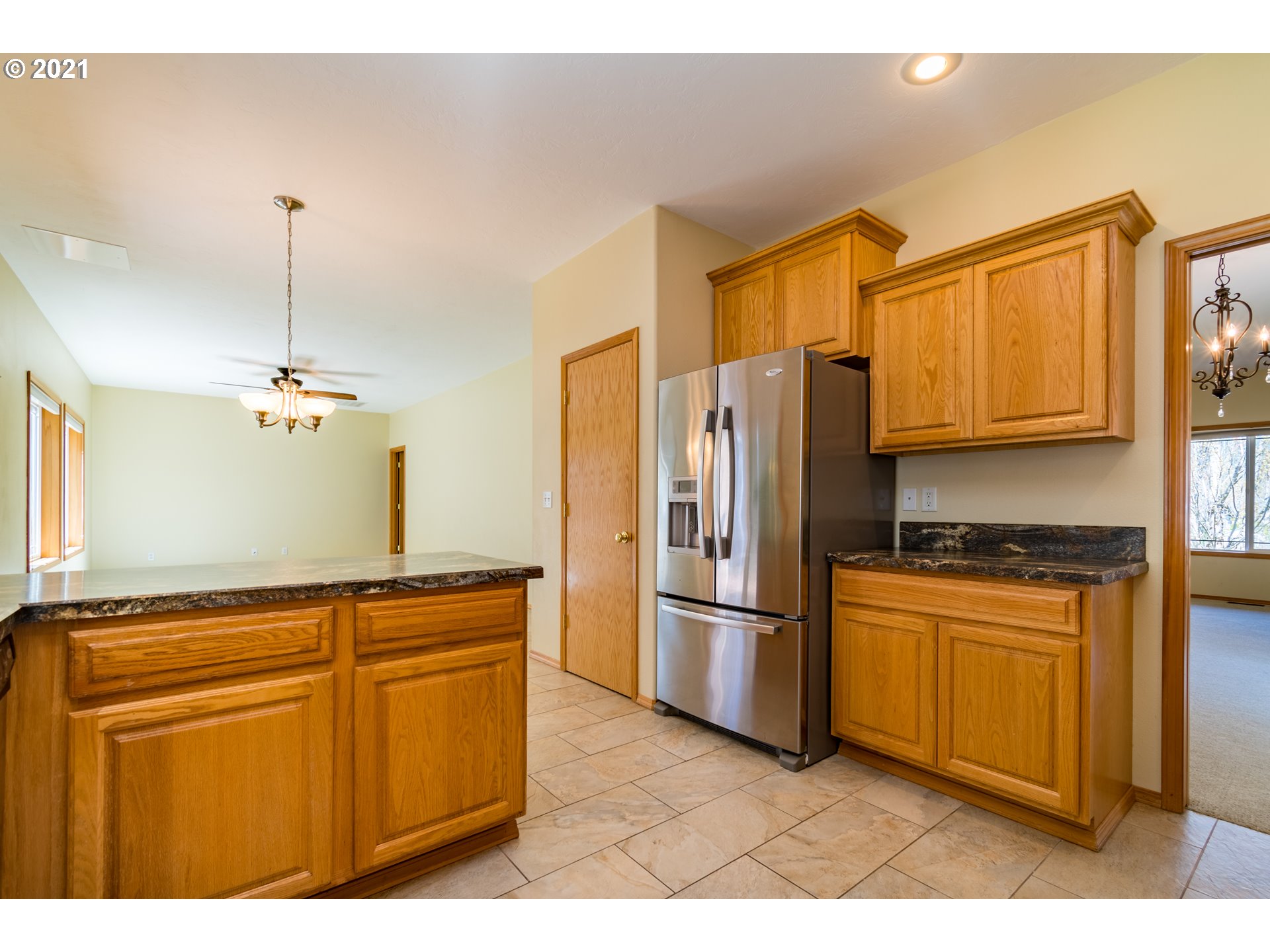 3327 Ambleside Drive Springfield, OR 97477 - Photo 10 of 32