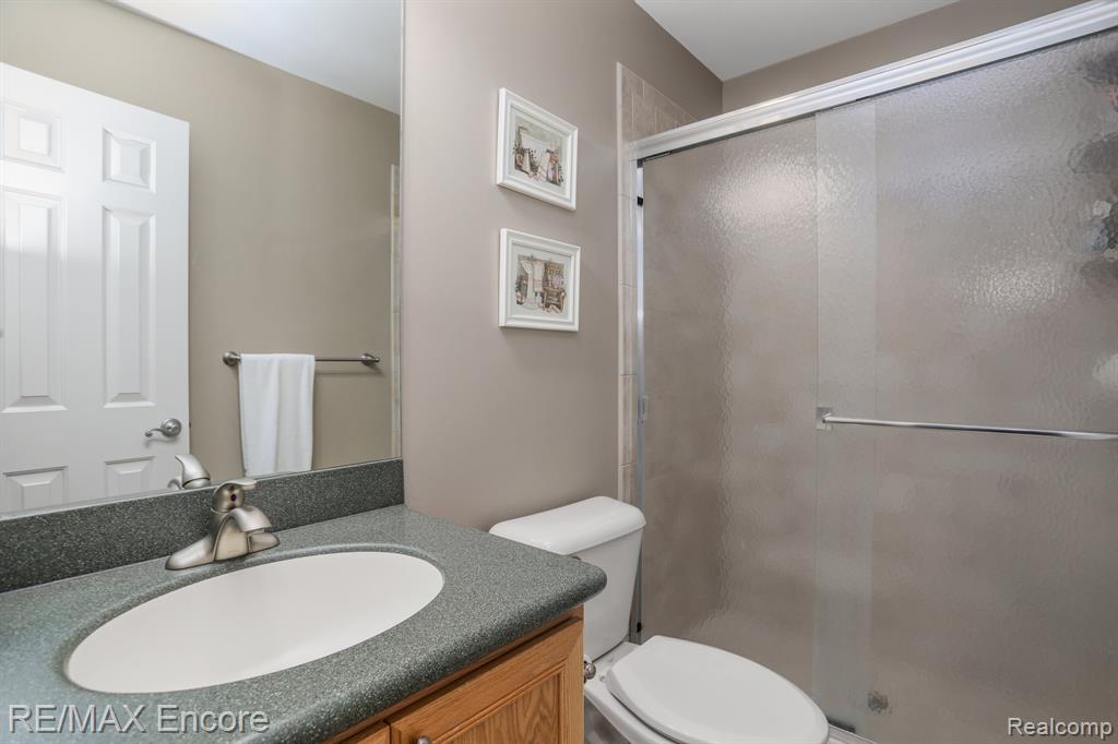 6993 Oakhurst Ridge Road Clarkston, MI 48348 - Photo 39 of 58 Gallery Image 39
