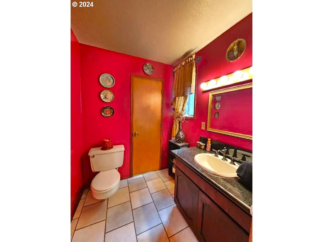 61475 Wriston Springs Road Coos Bay, OR 97420 - Photo 9 of 39 Gallery Image 9