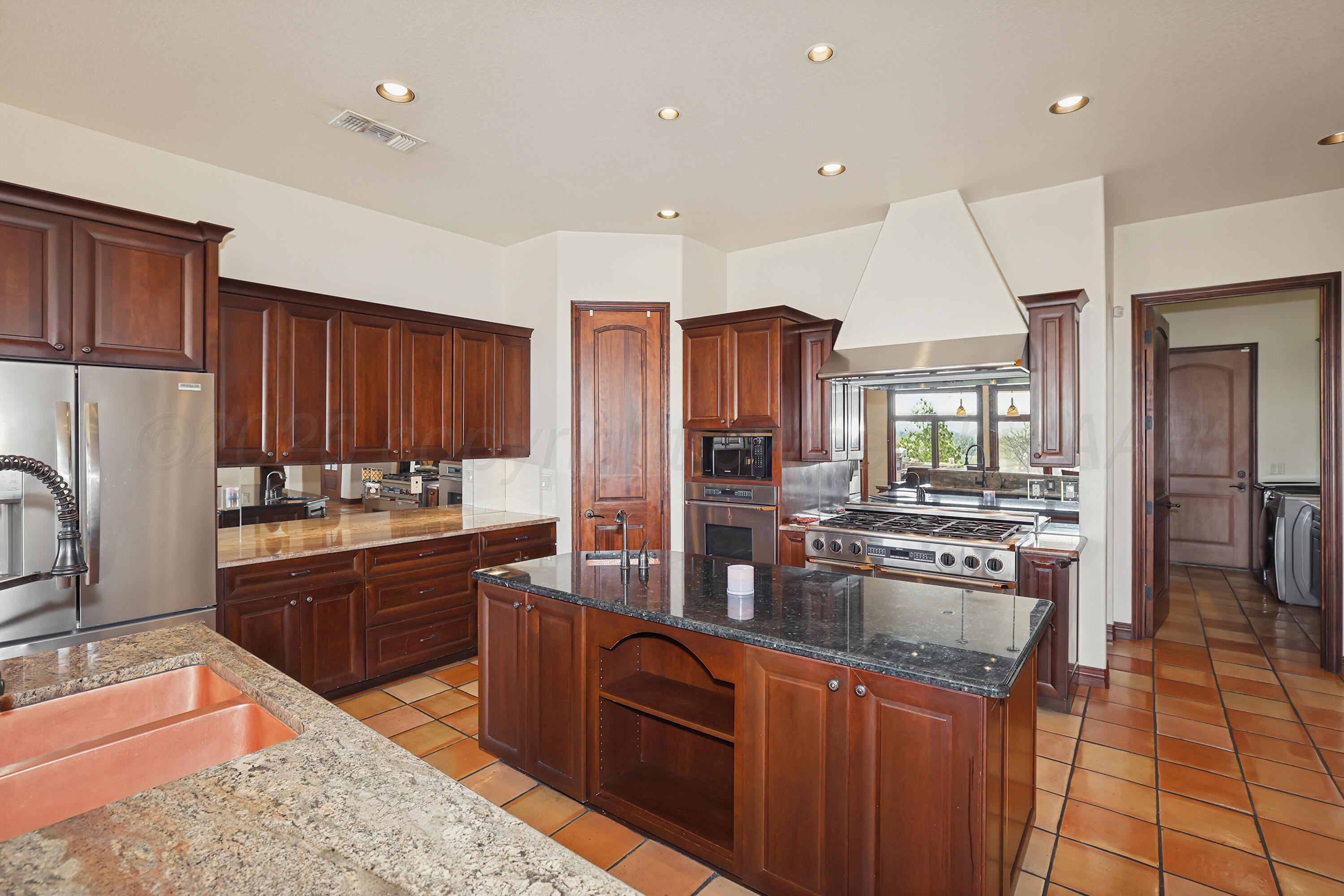 34 Cypress Point Amarillo, TX 79124 - Photo 19 of 58 17-Kitchen