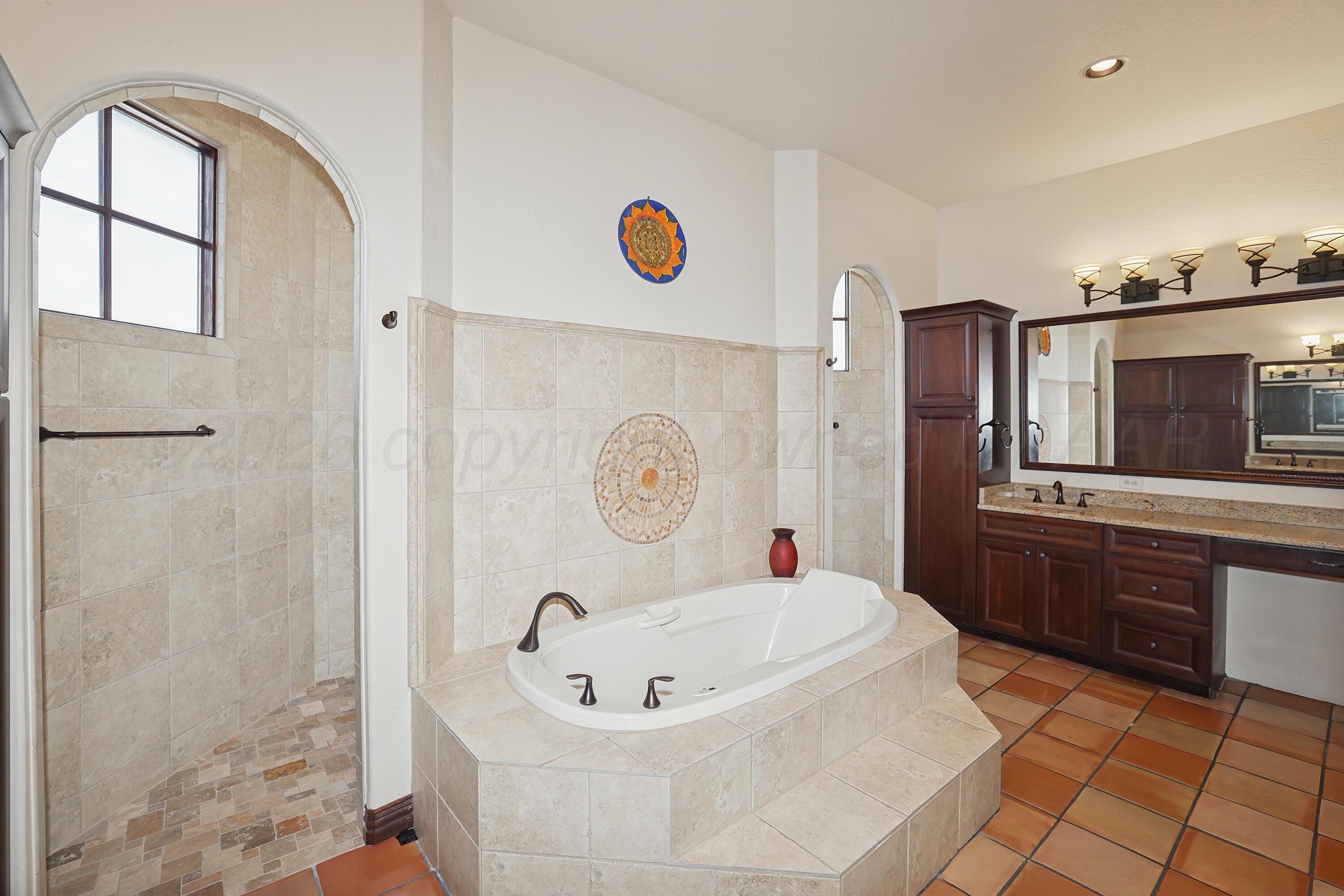 34 Cypress Point Amarillo, TX 79124 - Photo 27 of 58 25-Primary Bath
