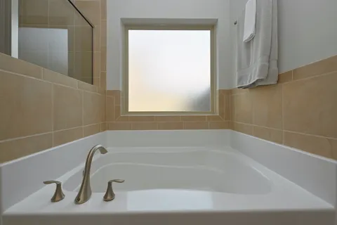 $569,900 | 249 Black Thorn Lane, Gallatin, TN 37066