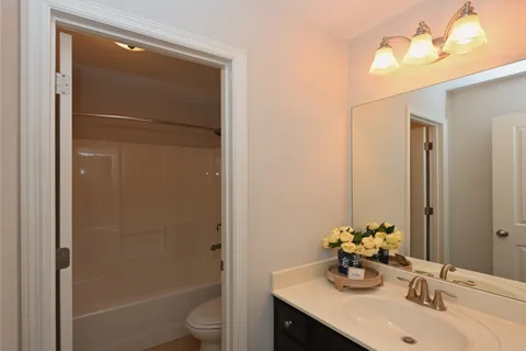 $569,900 | 249 Black Thorn Lane, Gallatin, TN 37066