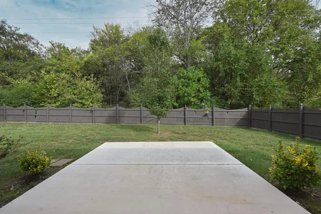 a view of a park and entertaining space