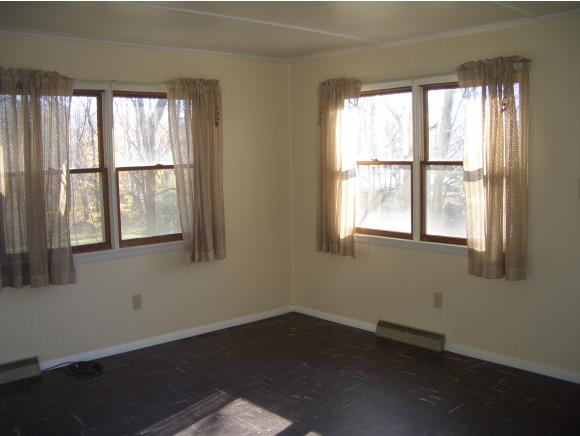 88 Vernon Street Rutland, VT 05701 - Photo 12 of 26