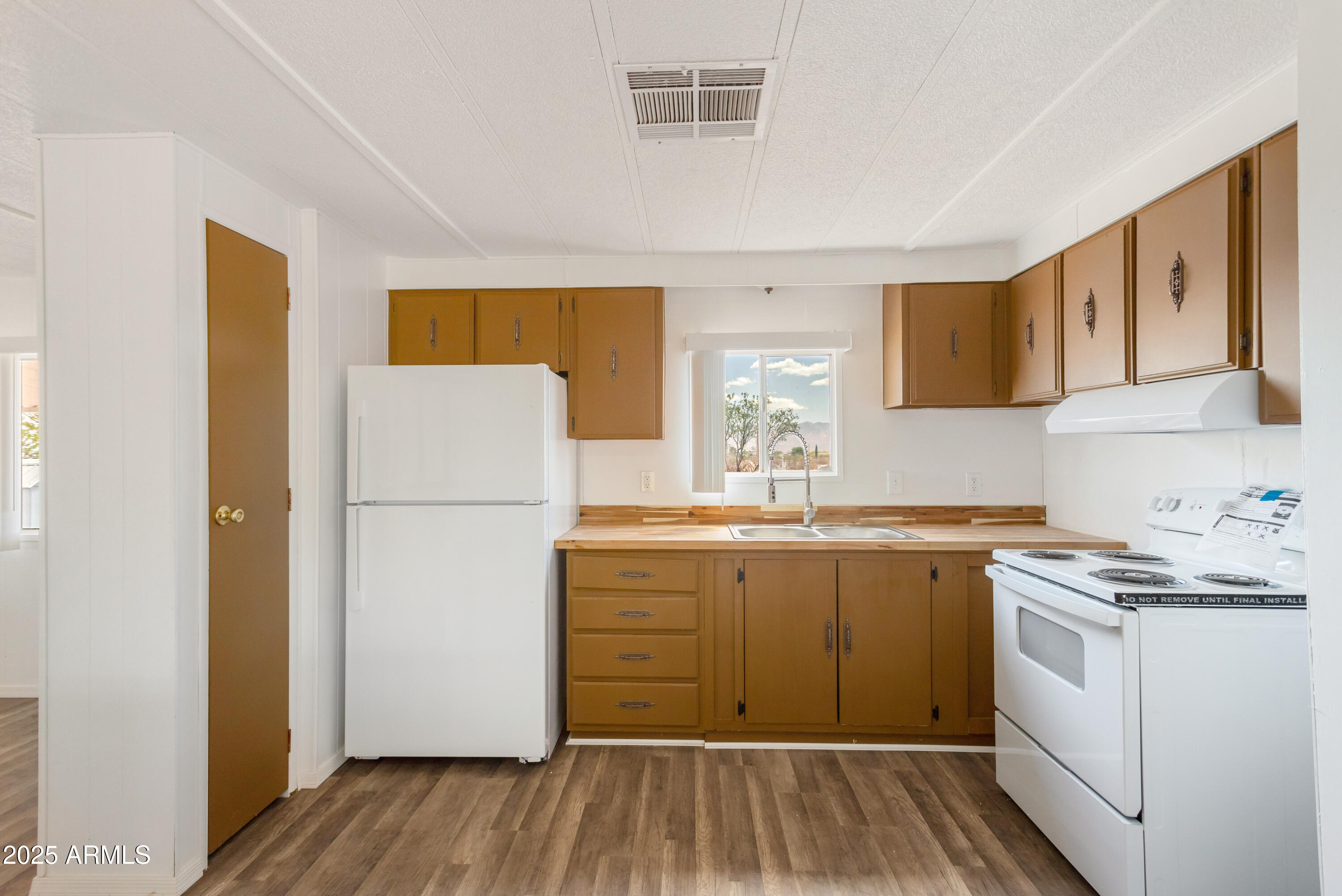 5990 South Ranch Road Hereford, AZ 85615 - Photo 5 of 26 IMG_0828