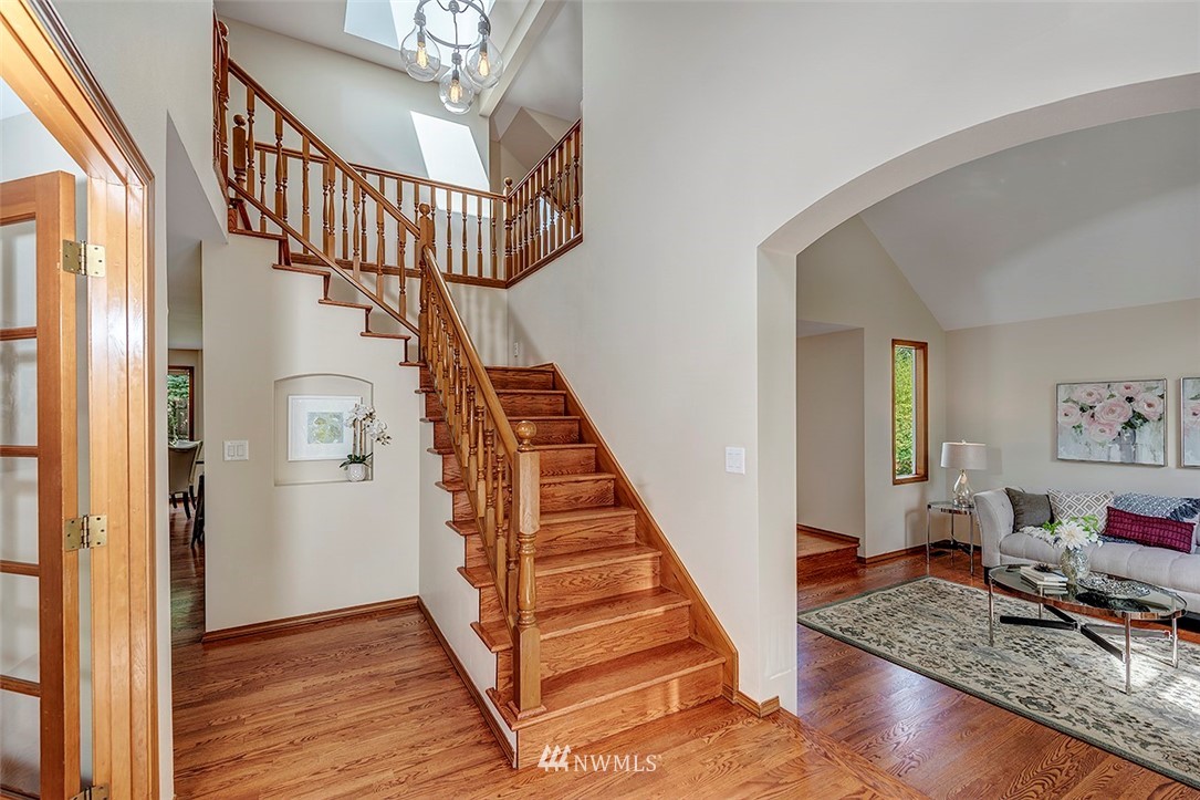 9132 Northeast 151st Street Bothell, WA 98011 - Photo 2 of 24