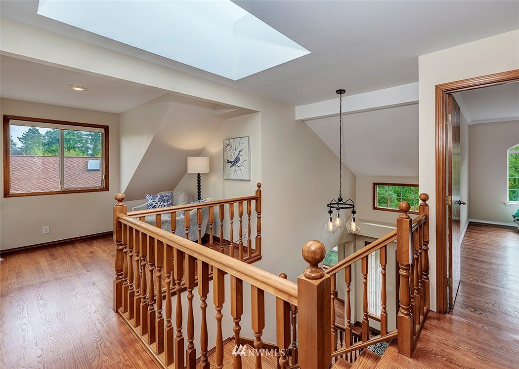 9132 Northeast 151st Street Bothell, WA 98011 - Photo 15 of 24