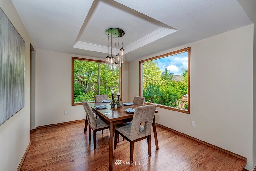 9132 Northeast 151st Street Bothell, WA 98011 - Photo 5 of 24