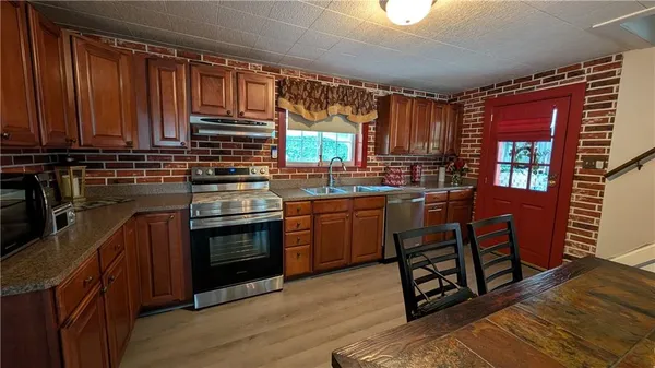 $274,900 | 388 Derrick Avenue, Uniontown, PA 15401