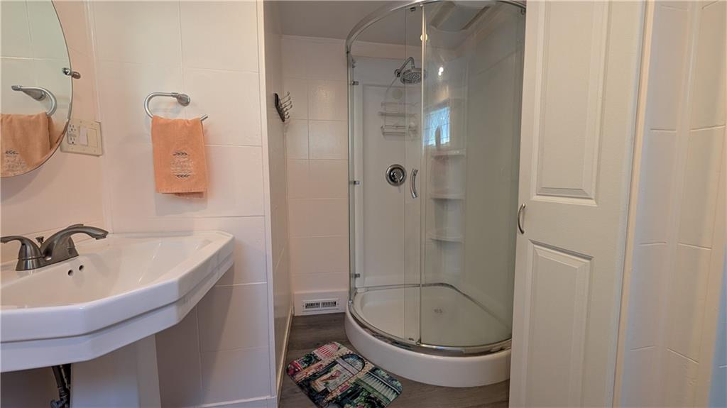 388 Derrick Avenue Uniontown, PA 15401 - Photo 9 of 16