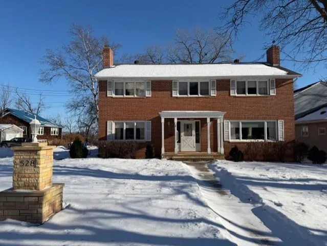 $574,900 | 528 Lexington Parkway South, St. Paul, MN 55116