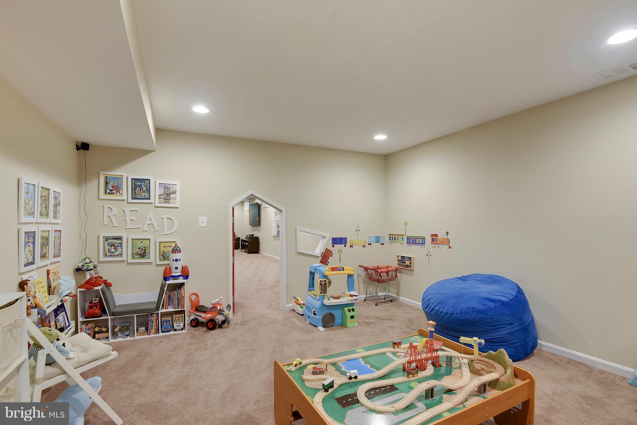 18008 Coachmans Road Germantown, MD 20874 - Photo 24 of 30 Basement