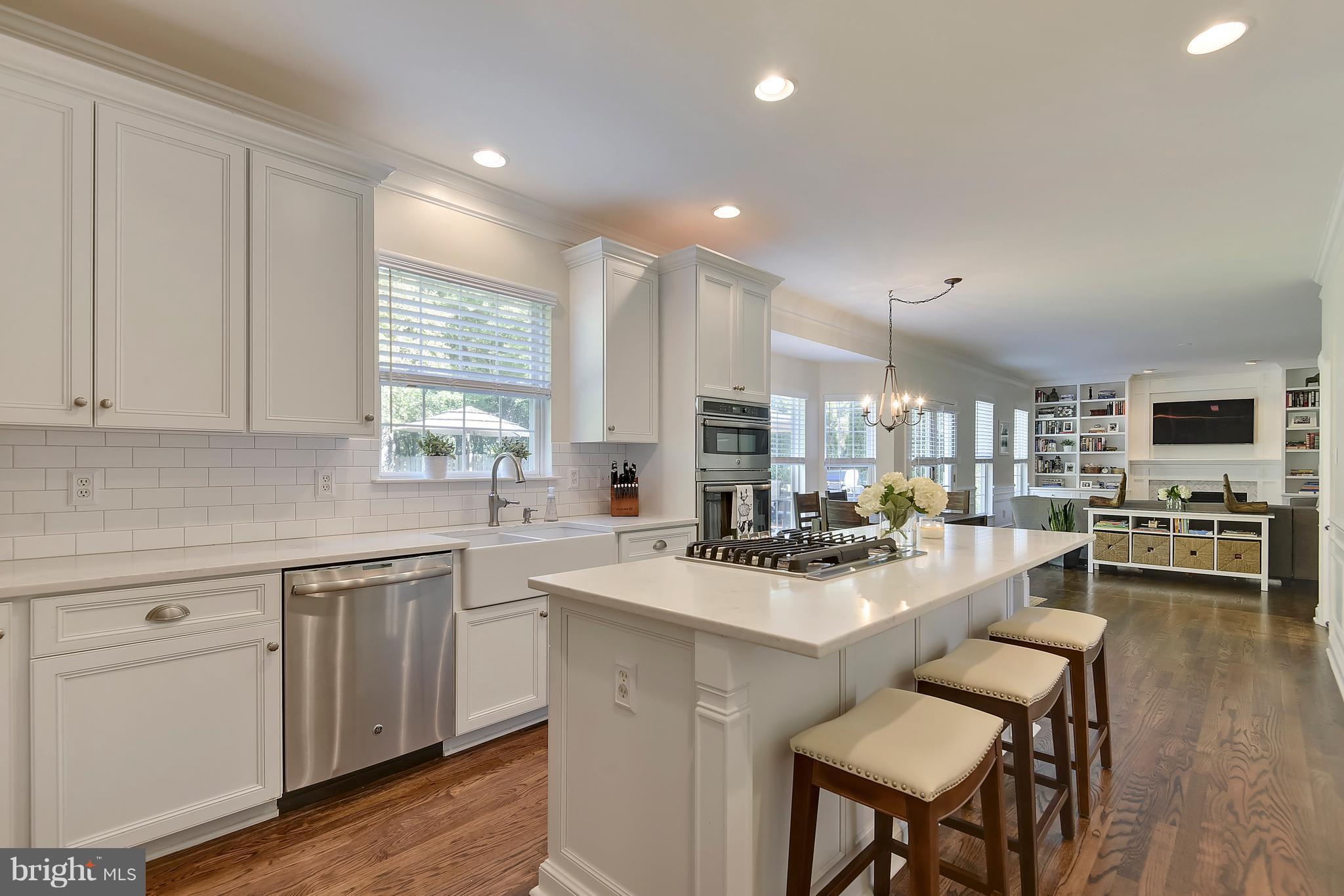 18008 Coachmans Road Germantown, MD 20874 - Photo 5 of 30 Kitchen