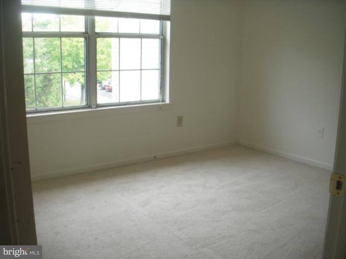 5 Normandy Square Court, Unit 1E Silver Spring, MD 20906 - Photo 3 of 15 Bedroom