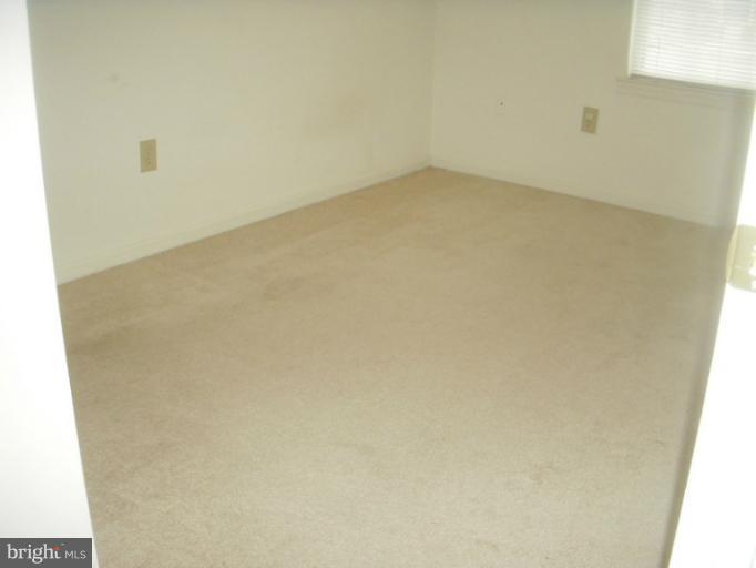 5 Normandy Square Court, Unit 1E Silver Spring, MD 20906 - Photo 7 of 15 Bedroom