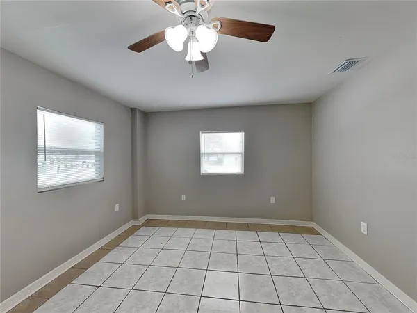 $2,399 | Undisclosed Address, Tampa, FL 33604