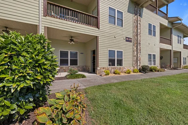 $349,000 | 1649 C Lakeview Drive, Young Harris, GA 30582