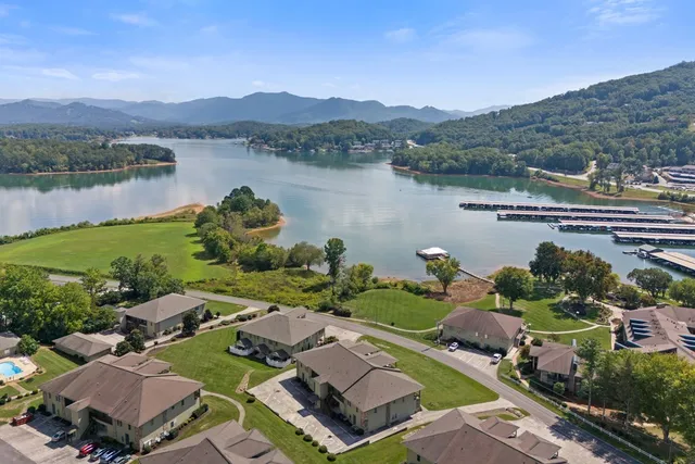 $349,000 | 1649 C Lakeview Drive, Young Harris, GA 30582