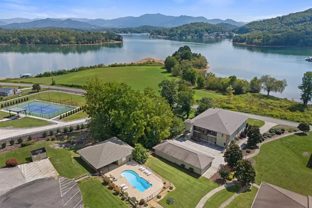 $349,000 | 1649 C Lakeview Drive, Young Harris, GA 30582