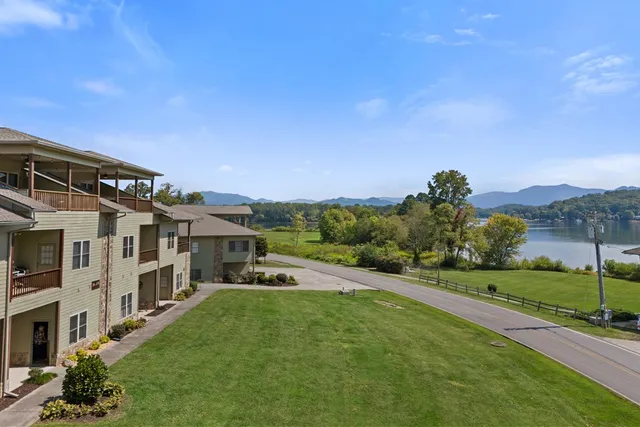 $349,000 | 1649 C Lakeview Drive, Young Harris, GA 30582