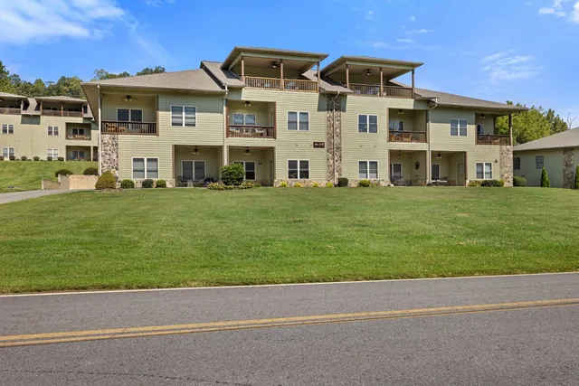 $349,000 | 1649 C Lakeview Drive, Young Harris, GA 30582