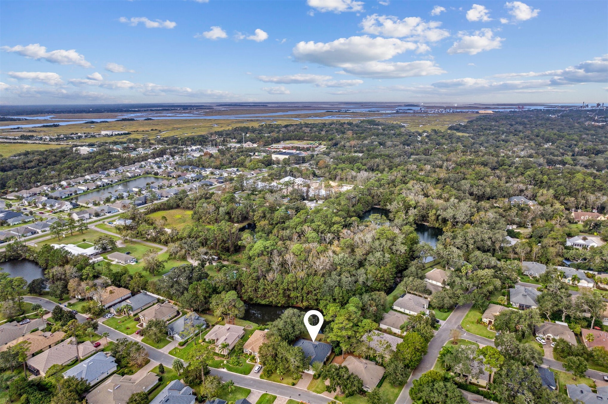 563 Santa Maria Drive Fernandina Beach, FL 32034 - Photo 22 of 26 a view of a city with an ocean