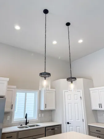 $389,999 | 6722 Mdw Vw Drive South, Fargo, ND 58104