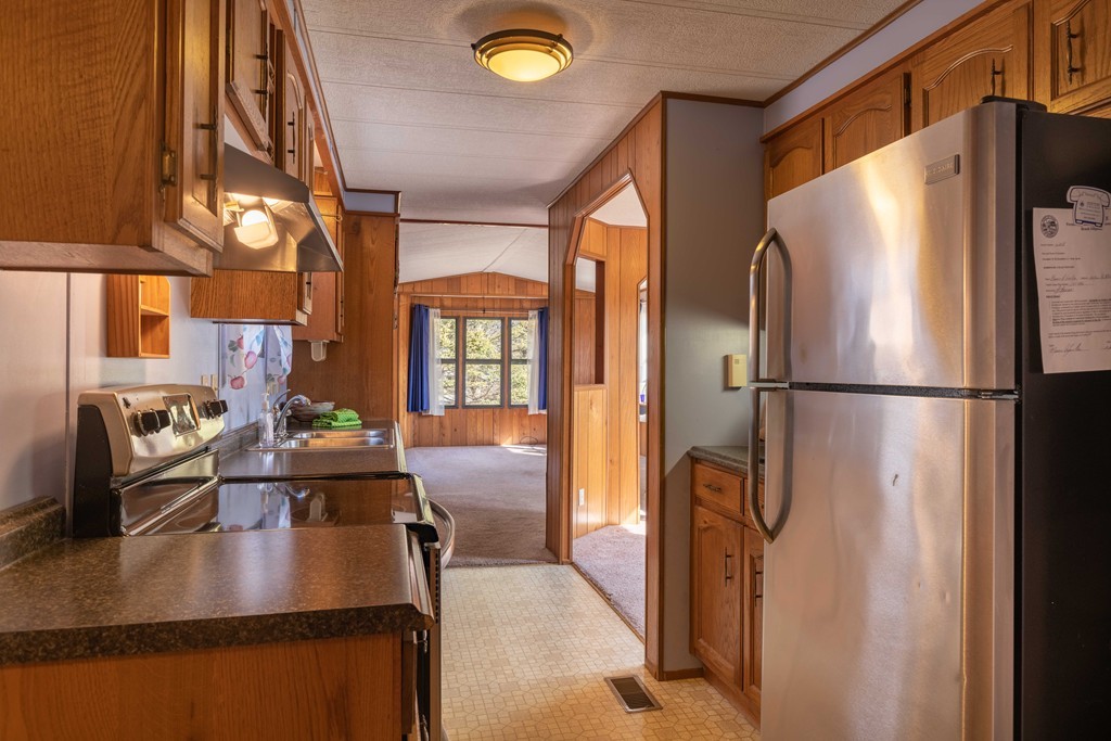 26 Gould Road Ware, MA 01082 - Photo 7 of 23 Gallery Image 7