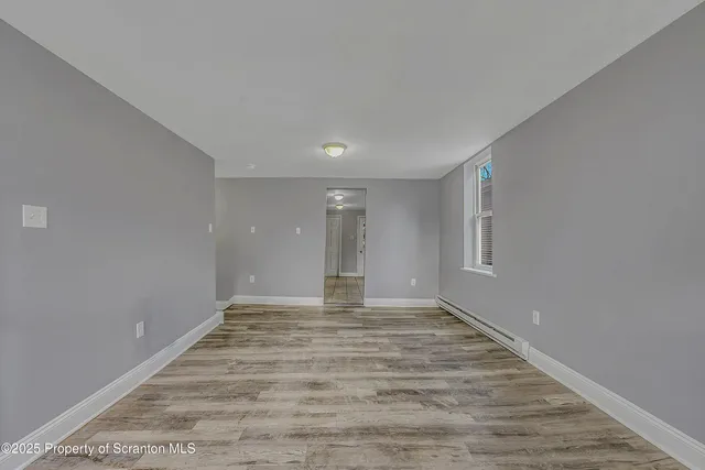 $1,450 | 916 West Linden Street, Unit 1, Scranton, PA 18504