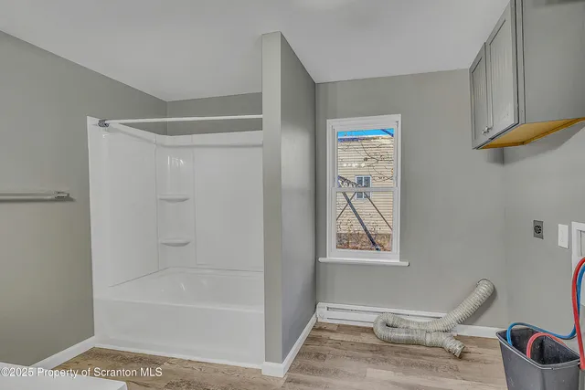 $1,450 | 916 West Linden Street, Unit 1, Scranton, PA 18504