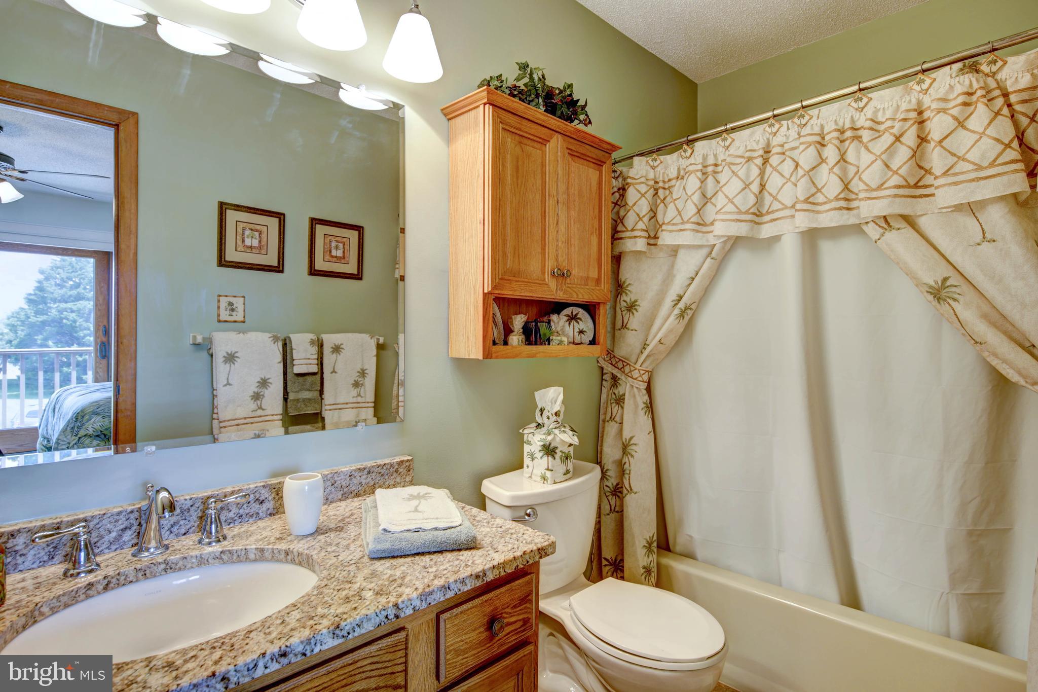 13800 Barge Road, Unit 7 Ocean City, MD 21842 - Photo 26 of 28 Master bath