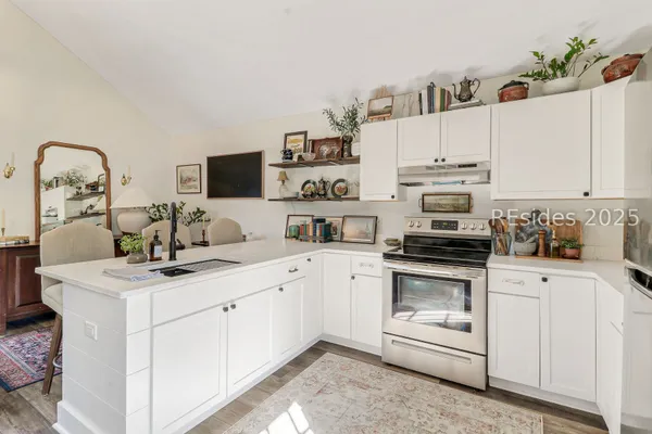 $845,000 | 36 Blue Trail Court, Bluffton, SC 29910