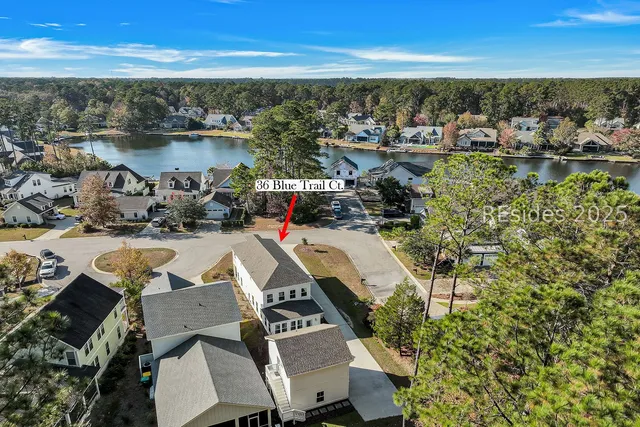 $845,000 | 36 Blue Trail Court, Bluffton, SC 29910