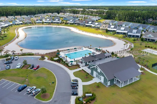 $845,000 | 36 Blue Trail Court, Bluffton, SC 29910